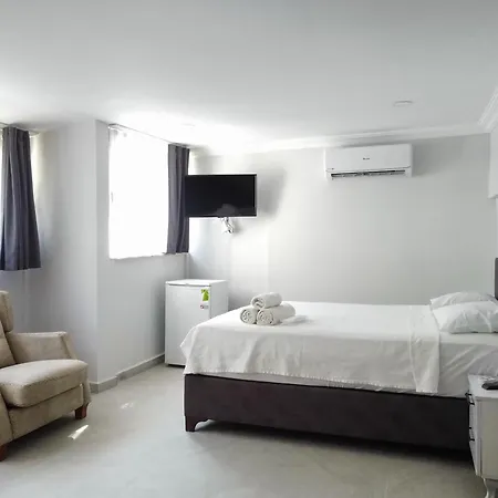 Penzion Suna Suits 4*